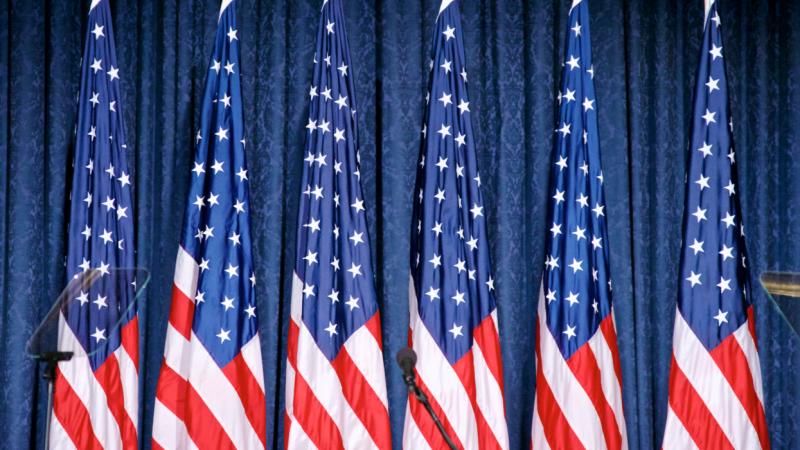 Donald Trump ismét a vámokkal való fenyegetőzés útjára lépett: 150 ország számára jelent ez aggodalmat. Vajon mikor ér véget ez a folyamatos feszültség? - Pénzcentrum