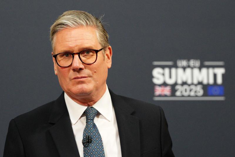 Keir Starmer és csapata javaslatot tettek arra, hogy a brit választási korhatárt 16 évre mérsékeljék.