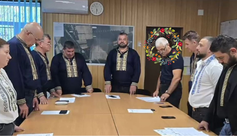 Egy PSD-s tanácsos határozottan elutasítja, hogy hímzett ingben vegyen részt a dumbravai tanácsüléseken - hírmix | Főtér