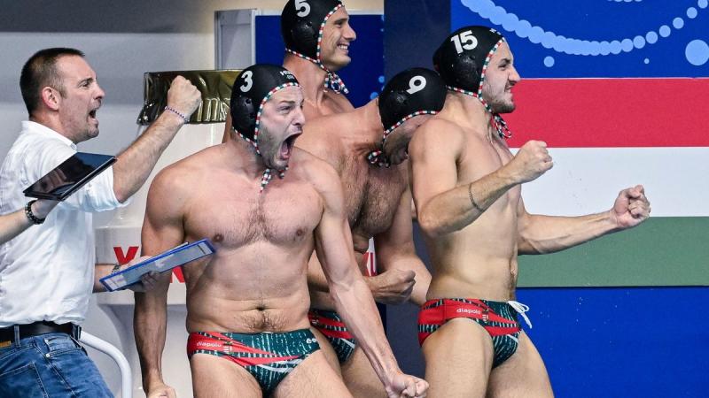Kivételes eredmény: a férfi vízilabdázóink szerbveréssel bejutottak a világbajnoki döntőbe! Az olimpiai bajnok csapata három negyeden keresztül akciógólt sem tudott szerezni ellenük!