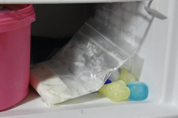 Rácsok mögött, a dombóvári sötét utcák titkainak őrzője.