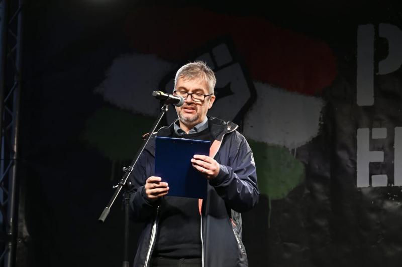 Hadházy Ákos ellen rágalmazás és becsületsértés miatt feljelentést nyújtottak be.